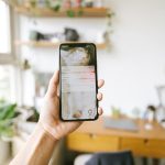 Technology Can Make Your Relationships Shallower Technology Can Make Your Relationships Shallower