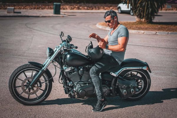 Good Day To Take A Photo With Your Favorite Style