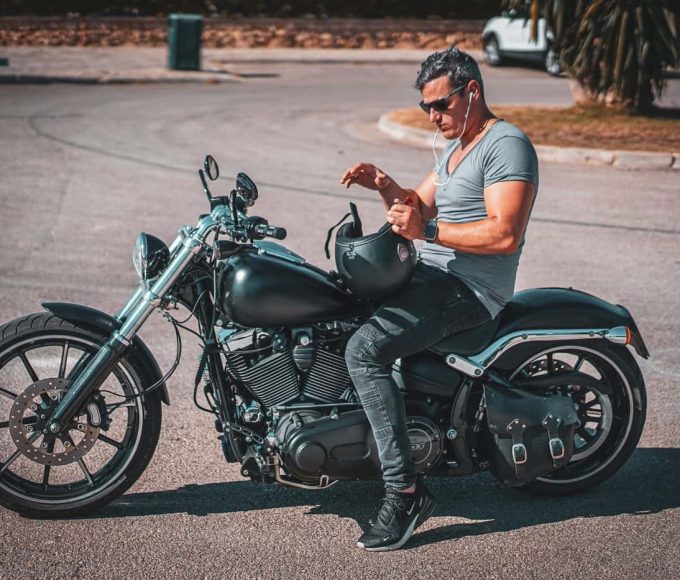 Good Day To Take A Photo With Your Favorite Style