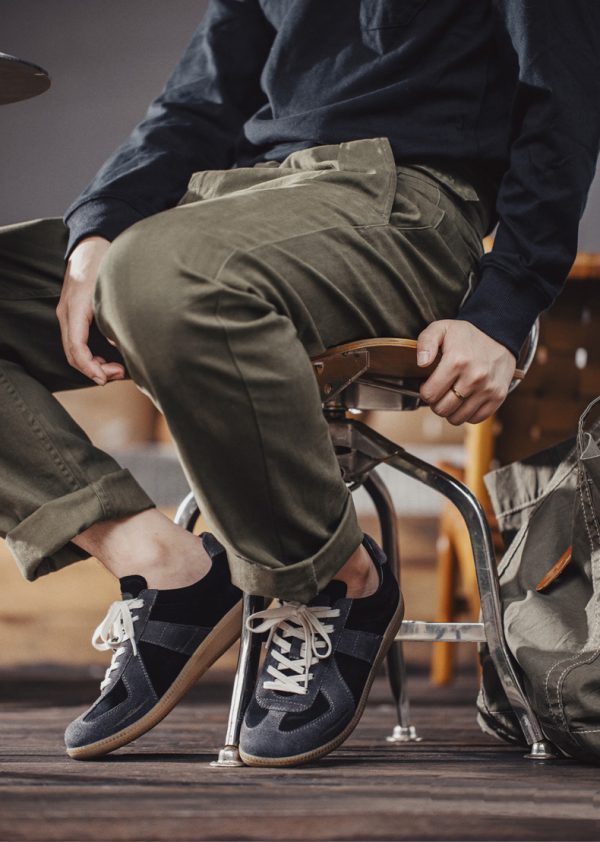 Explore the Best Summer Sneakers: Retro, Jogging, Canvas – Shop Now